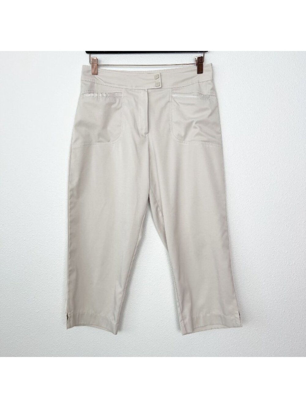 Tail Golf Womens 6 Tan Athletic Cropped Capri Pants